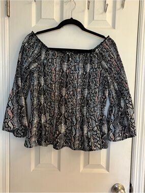 Vintage Y2K Candies Off The Shoulder Flare Sleeve Snake Skin Pattern Shirt Sz L